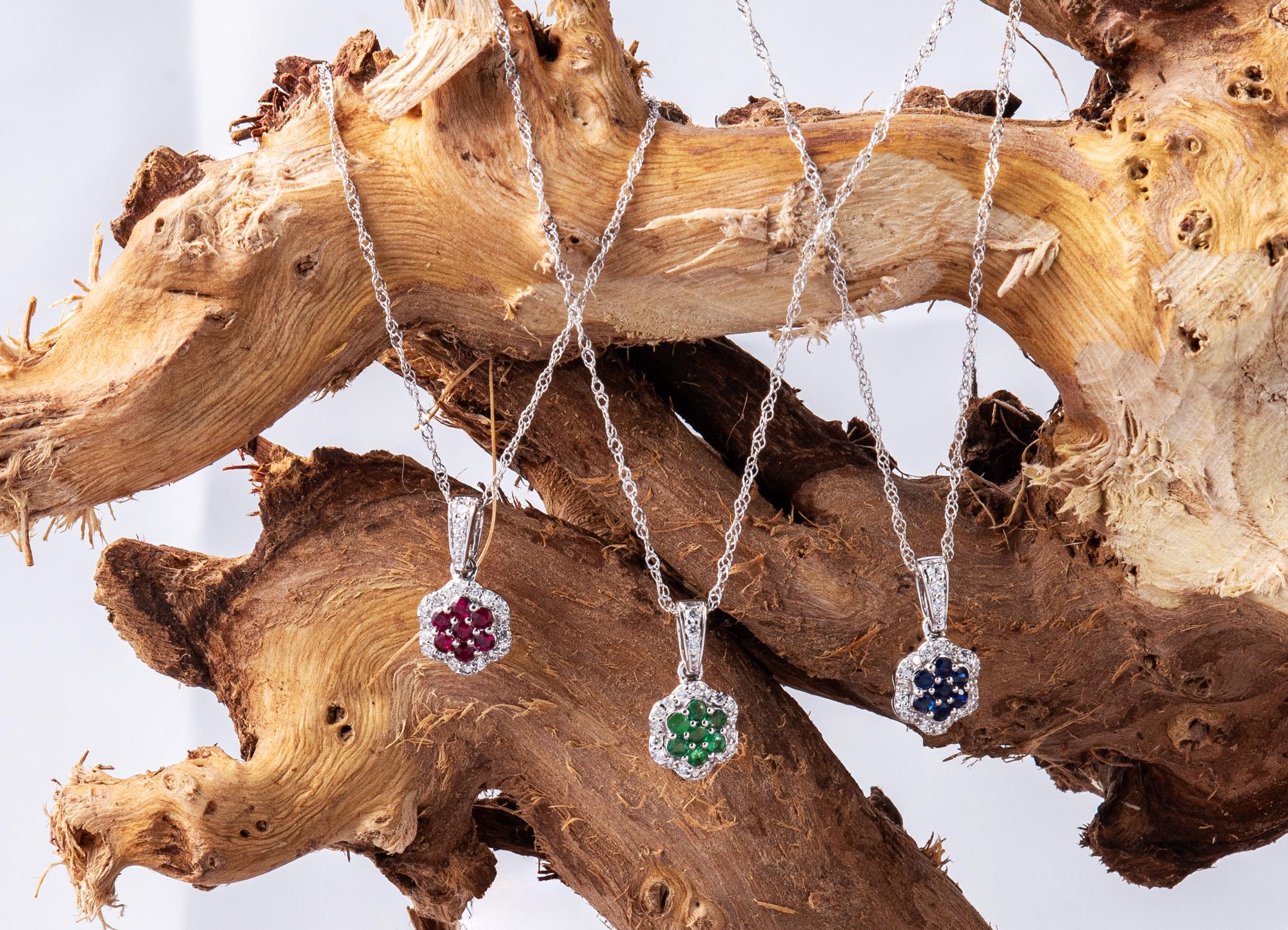 Jewelry necklace sample